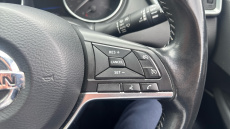 Nissan Qashqai 1.3 DiG-T Acenta Premium 5dr Petrol Hatchback